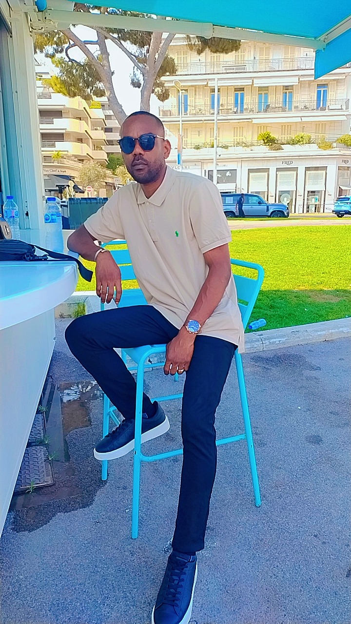 Lalaina - Courcelon - Jura | Plans cul